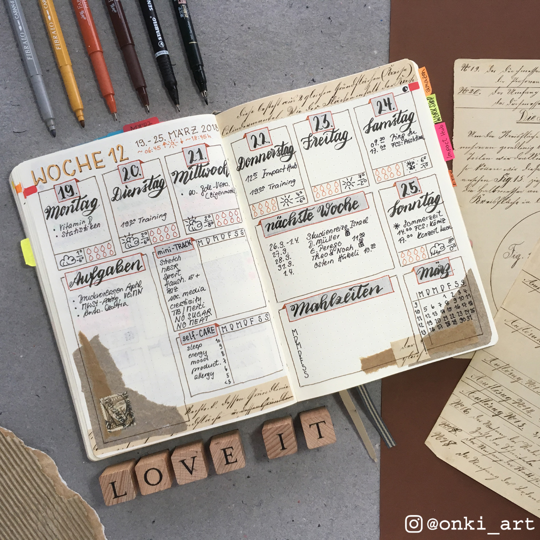 Bullet Journal weekly spread scrapbooking-style 